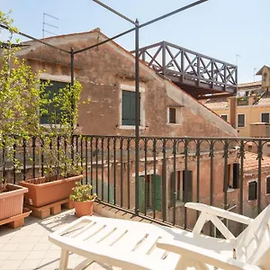 Altanina , Venise Italie